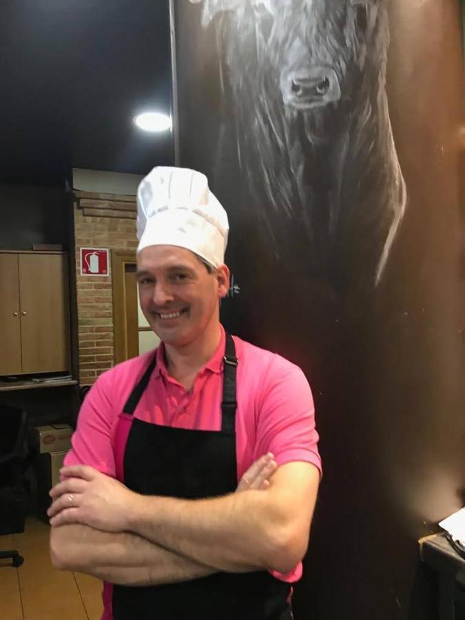 Hostal Ardoi Zizur Mayor Exteriör bild