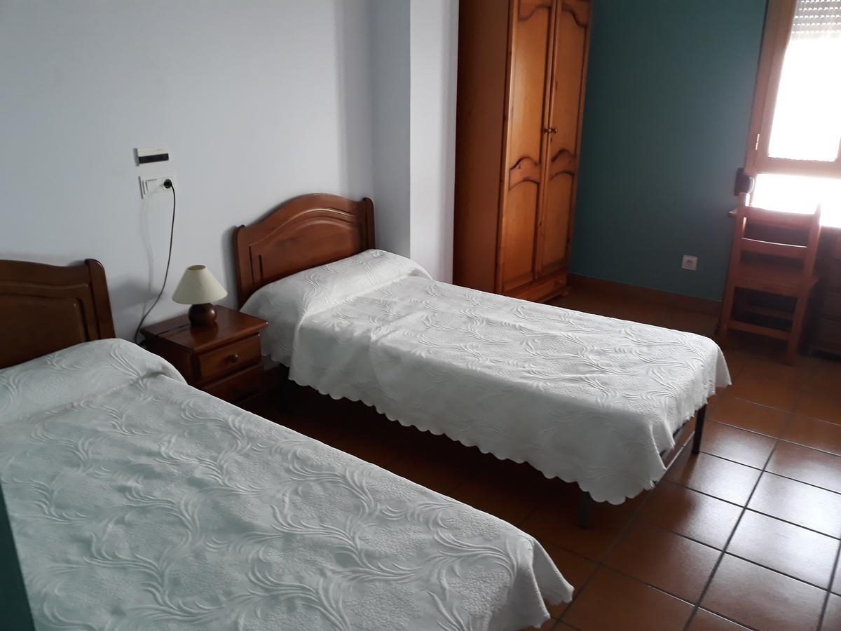 Hostal Ardoi Zizur Mayor Exteriör bild