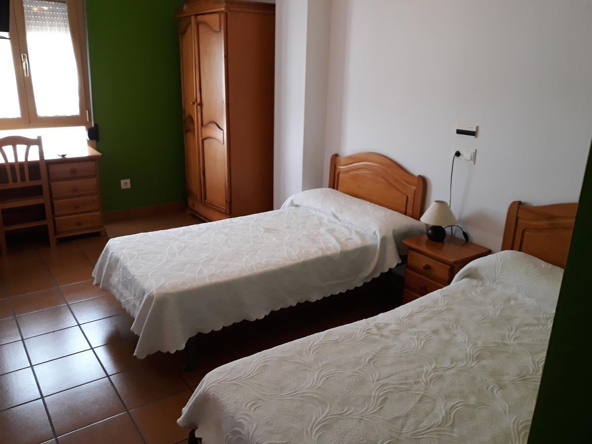 Hostal Ardoi Zizur Mayor Exteriör bild