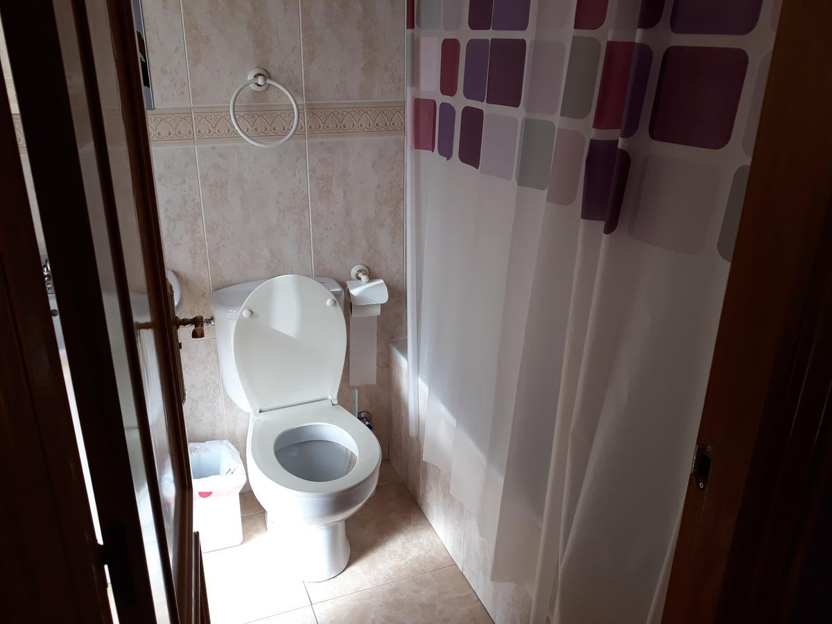 Hostal Ardoi Zizur Mayor Exteriör bild